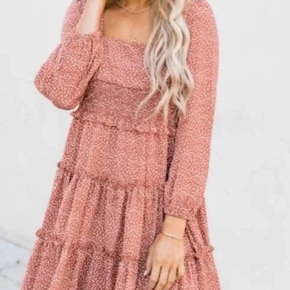 Dress - Picture 1 of 10